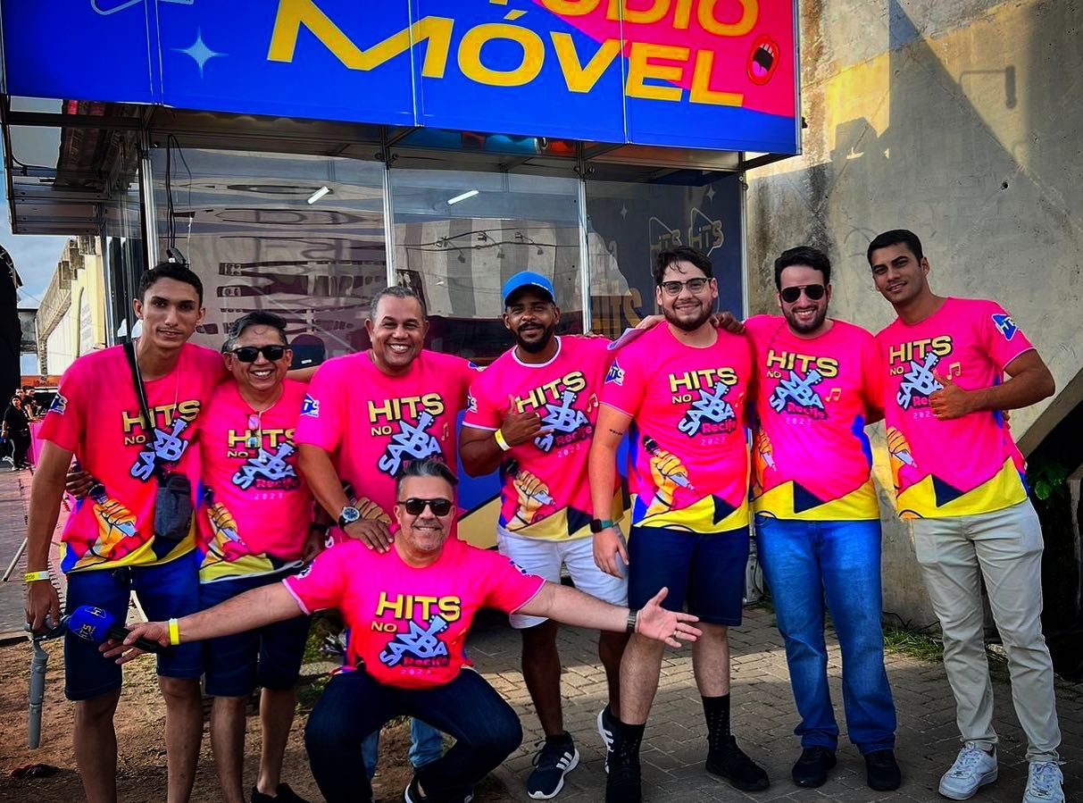 Estúdio Móvel Hits no Samba Recife